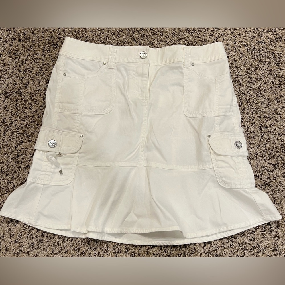 White House Black Market White Button-Front Skirt